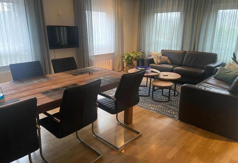 带1个卧室的豪华公寓, Panorama Sousberg B&b En Appartementen