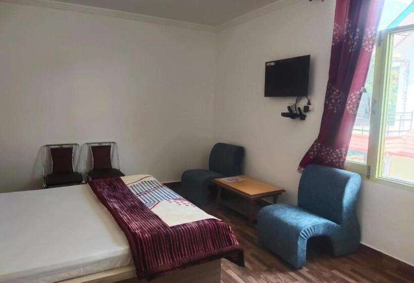 디럭스 룸, Goroomgo Hotel Dolphin Dalhousie