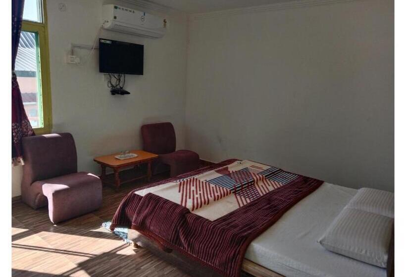 스탠다드 룸 킹사이즈 침대, Goroomgo Hotel Dolphin Dalhousie