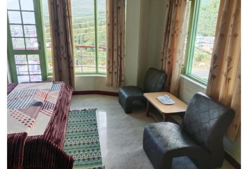 패밀리 스위트, Goroomgo Hotel Dolphin Dalhousie
