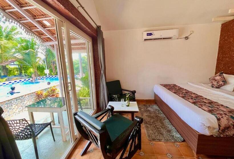 Номер Стандарт Вид на Бассейн, The Winterline Beach Resort, Goa