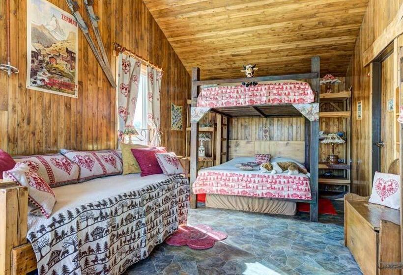 Люкс, Le Gîte Ambrelane
