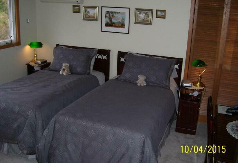 带大床的标准间, Burken B&b