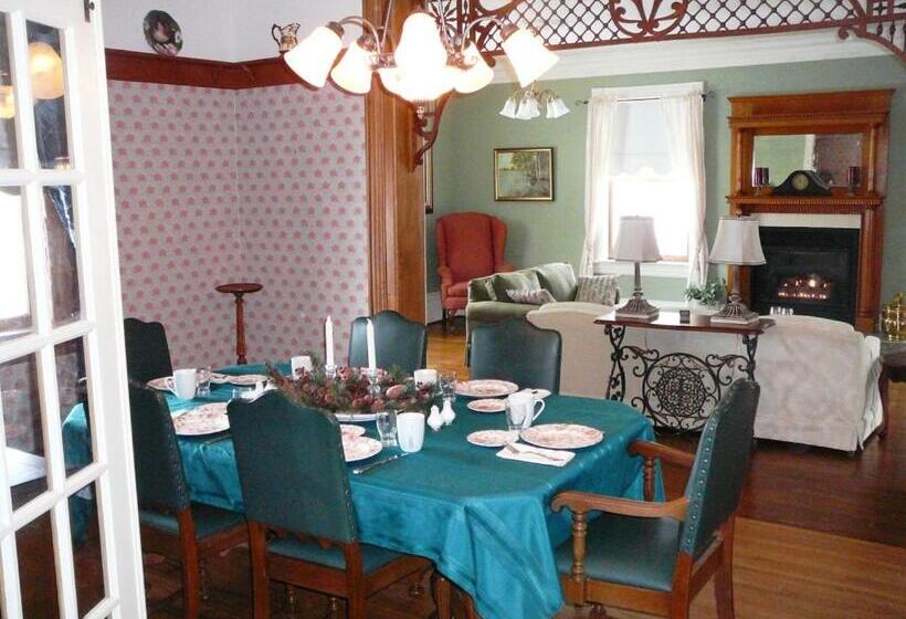 디럭스 룸, Gables Bed & Breakfast