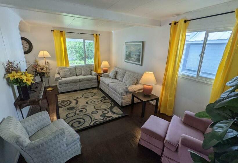 4间卧室的房子, Deerview Lodge & Cabins   Princeton Bc
