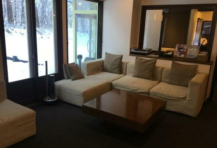 Quarto Estandar Banheiro Compartilhado, Eternal Flame