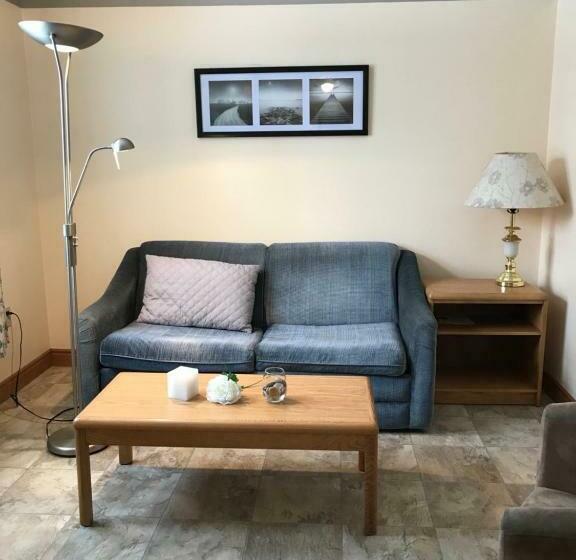 Familiesuite, Homeport Motel