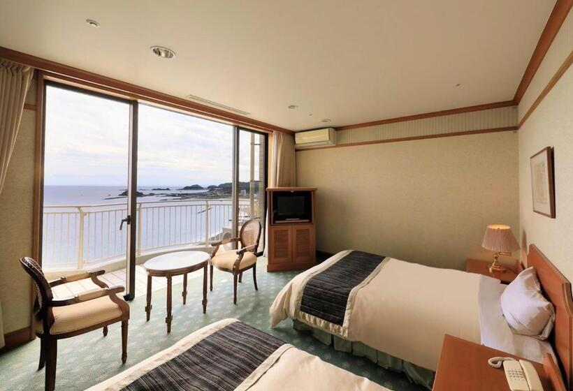 Люкс Вид на Море, Kamogawa Grand Tower