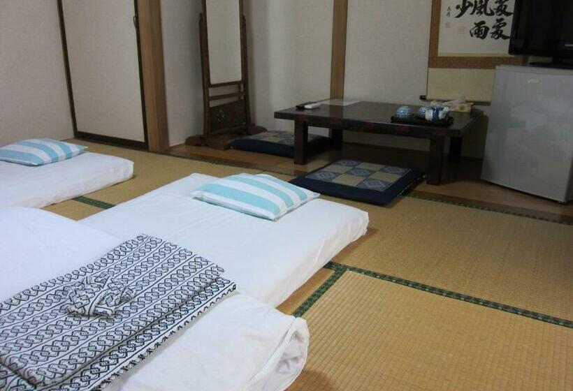 اتاق استاندارد با سرویس بهداشتی مشترک, Ryokan Matsukaze
