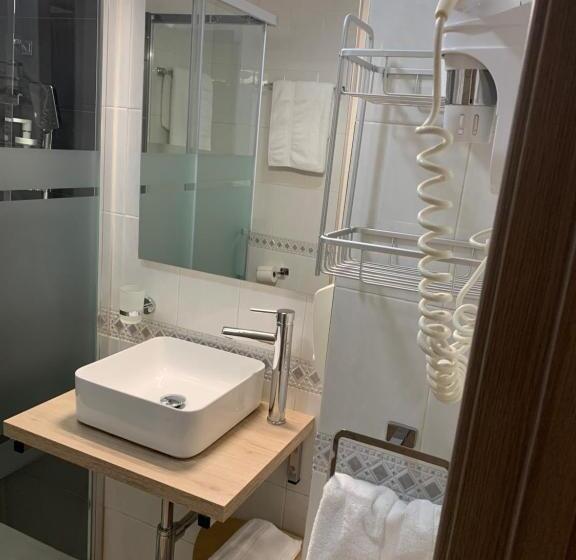 Номер Стандарт, Hostal El Rocio