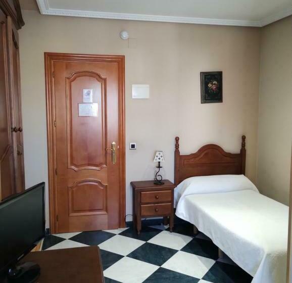 Номер Стандарт Индивидуальный, Hostal San Antonio