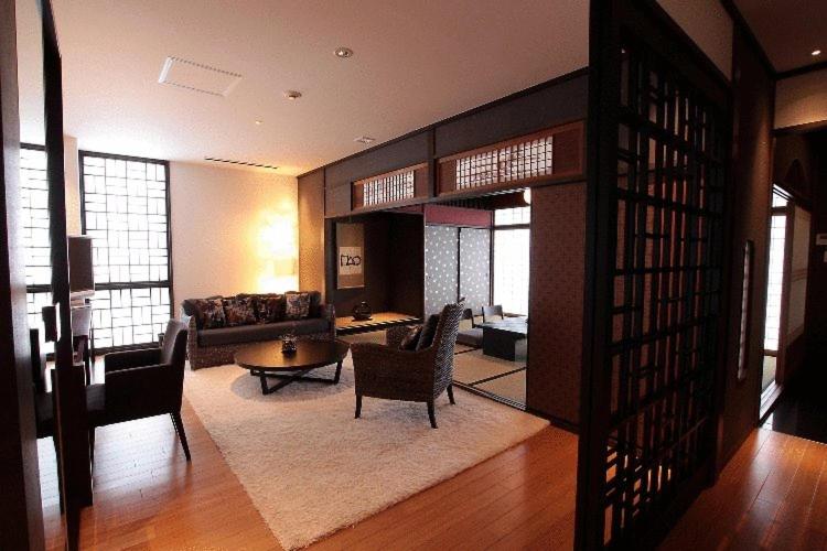 Президентский Люкс, Kizashi The Suite 京都祇園