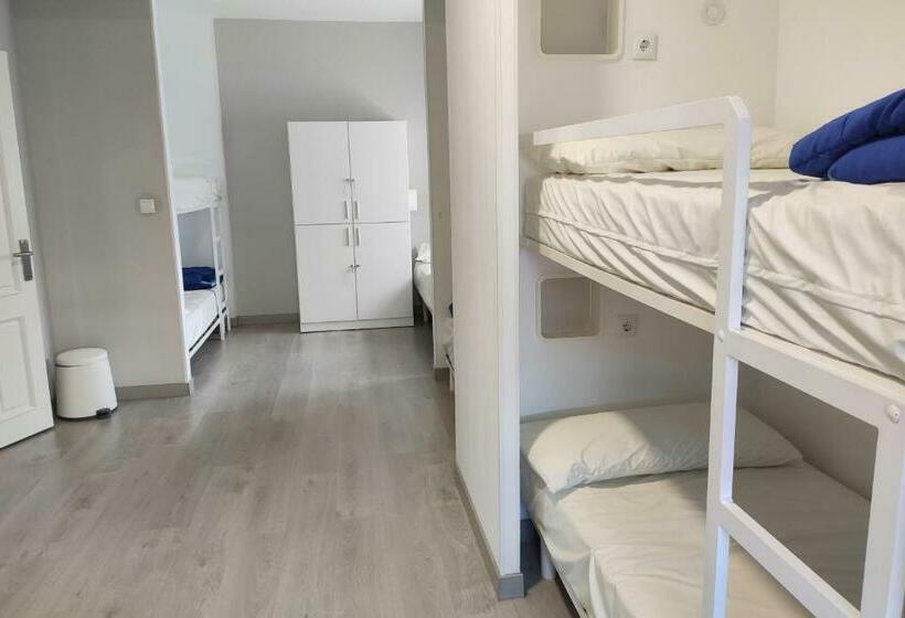 공동 객실, Albergue Da Costa