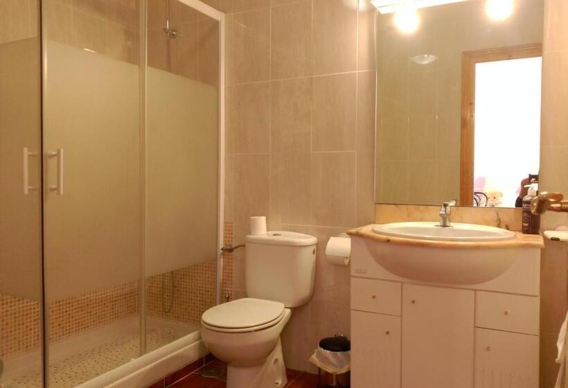 标准工作室, Hostal Restaurante El Cercao