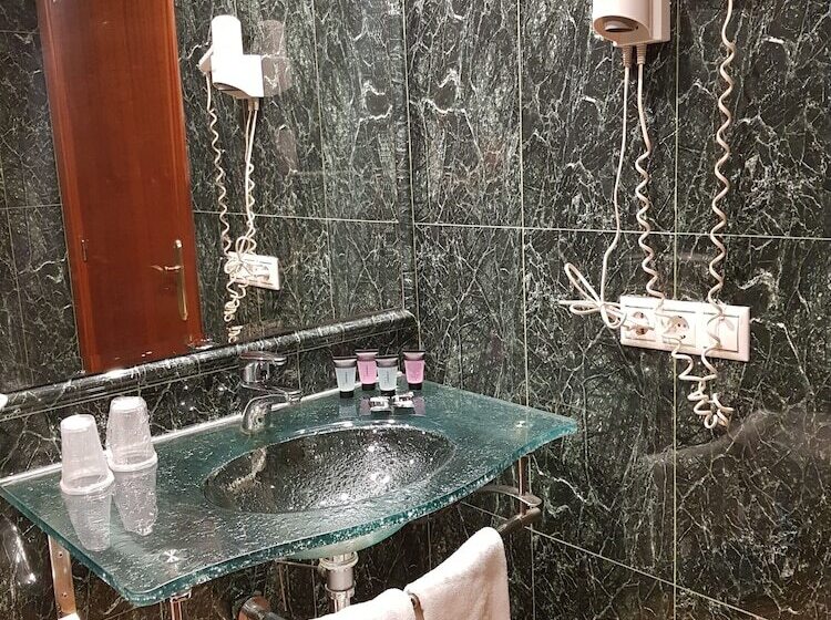 Quarto Familiar, Portofino