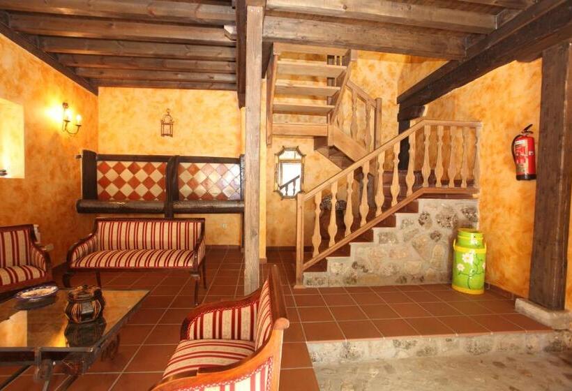 جناح, Posada Villa Maria