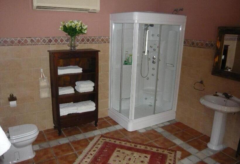 Suite, Sierra Las Villas