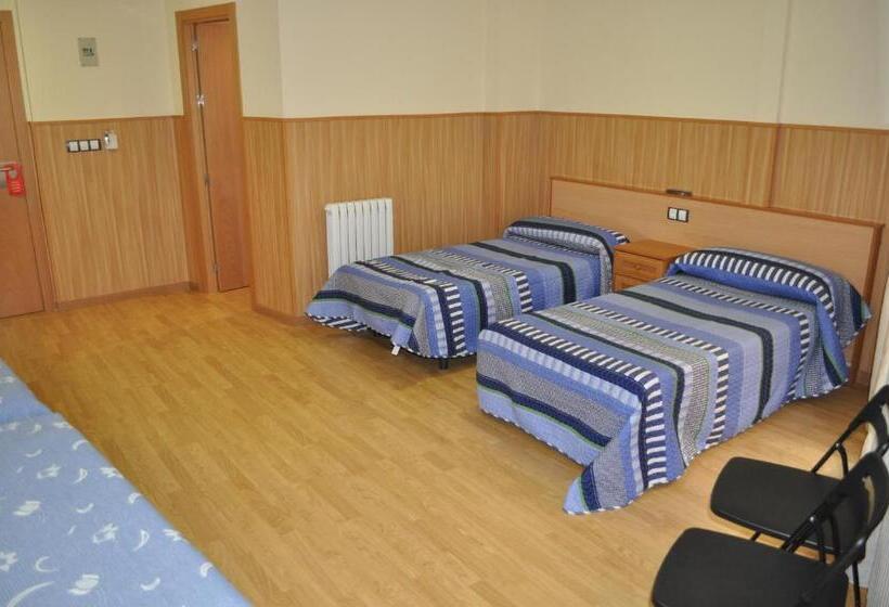 4인용 스탠다드 룸, Hostal Alcazaba