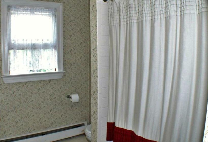 Номер Стандарт, The White Birch Inn