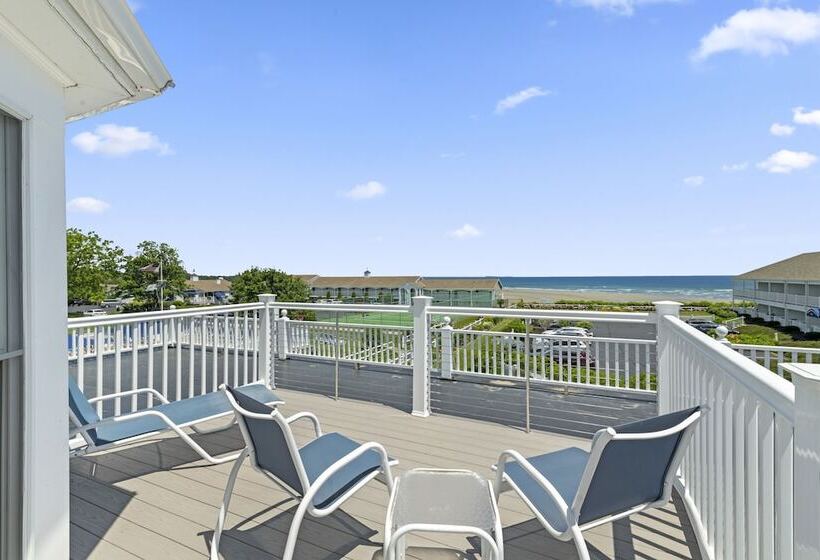 Четырехместный Номер Стандарт, The Sparhawk Oceanfront Resort