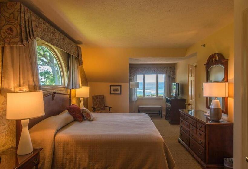 Номер Deluxe Вид на Море с Балконом, The Sparhawk Oceanfront Resort