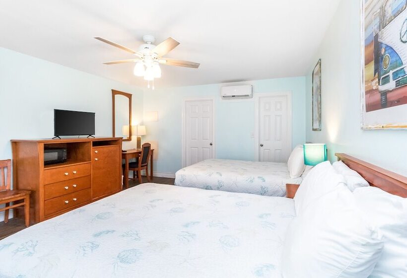 Номер Deluxe, Tropic Island Resort