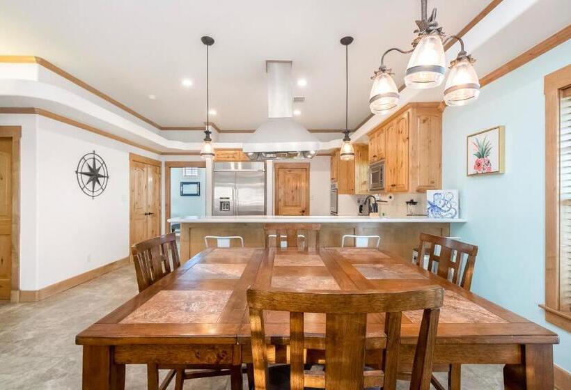 آپارتمان 2 خوابه, Tropic Island Resort