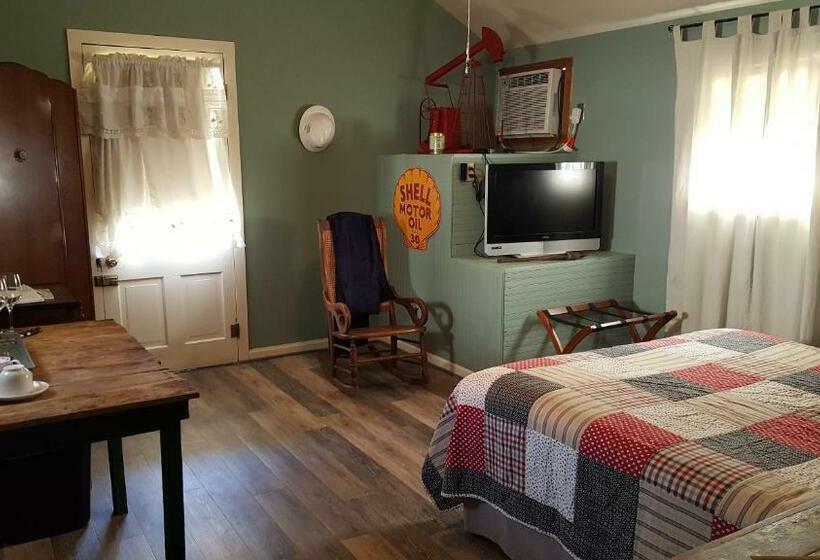 Номер Стандарт, Full Moon Inn