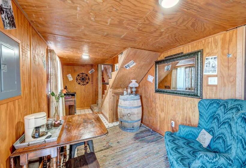 Номер Deluxe, Full Moon Inn