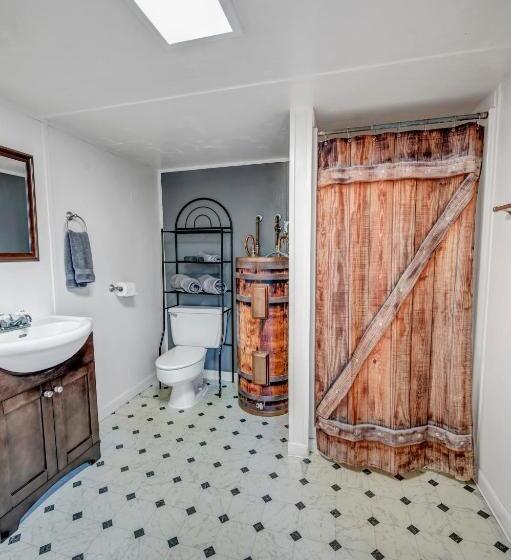 Номер Deluxe, Full Moon Inn
