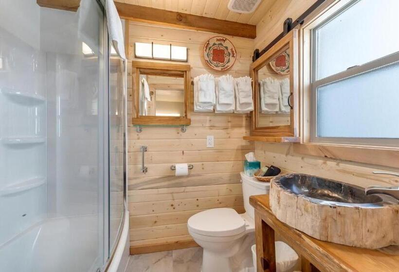 Номер Deluxe, Stone Lizard Lodge