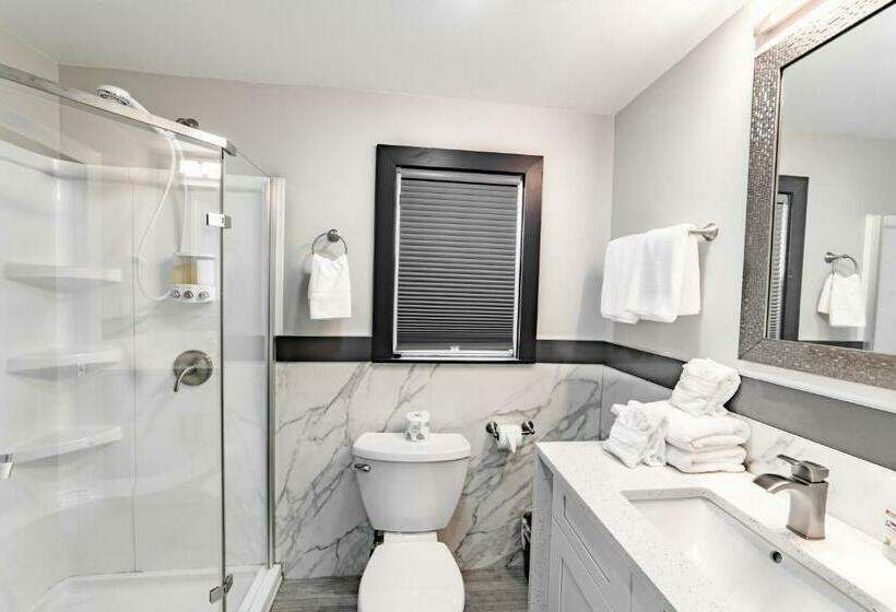 Апартаменты 2 Спальни, Everglades City Motel   Everglades Adventures Inn