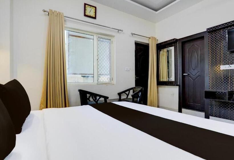 스탠다드 룸, Oyo Hotel Rudraksh