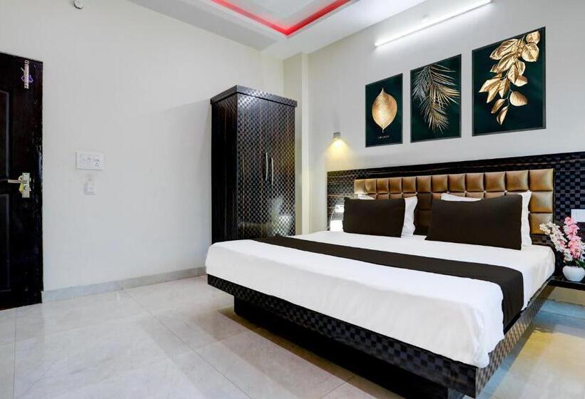 스탠다드 룸, Oyo Hotel Rudraksh