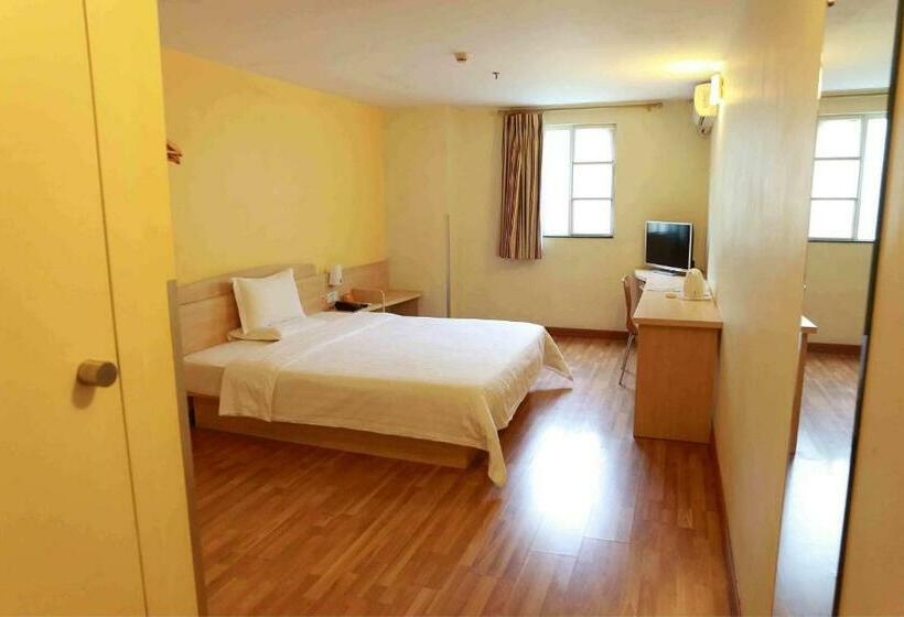 Номер Economy, 7 Days Inn Wuhan Wuda Guangfutun Subway Station Branch