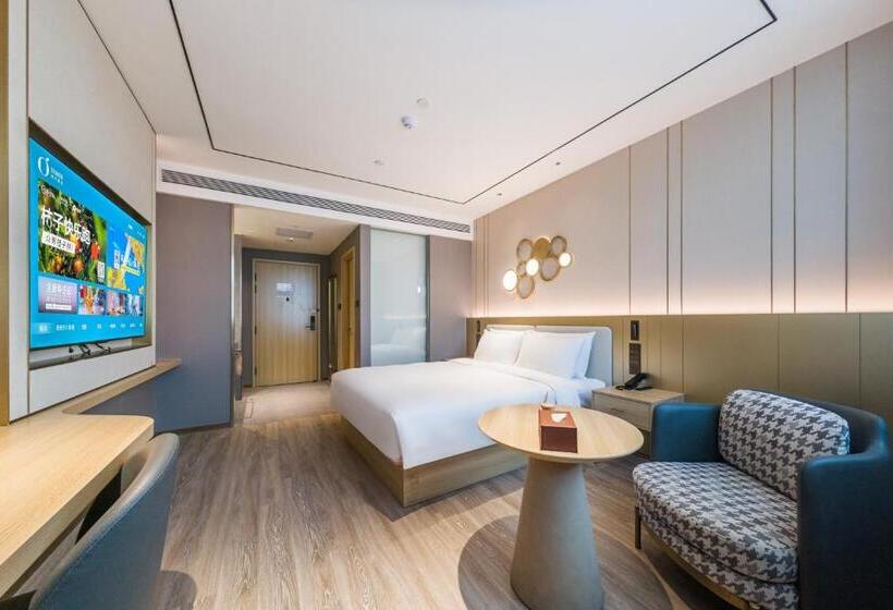 Номер Премиум, Orange Hotel   Jiaozhou Jiaodong International Airport Jiaodong Subway Station