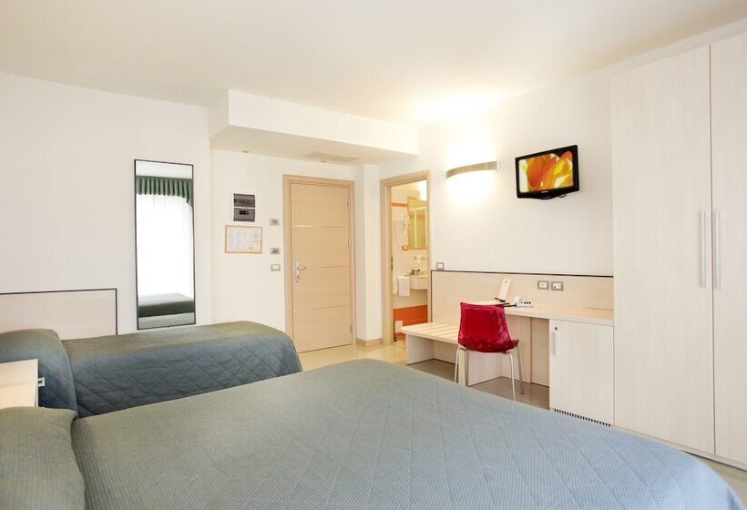 Quarto Triplo Estandar, Miorelli
