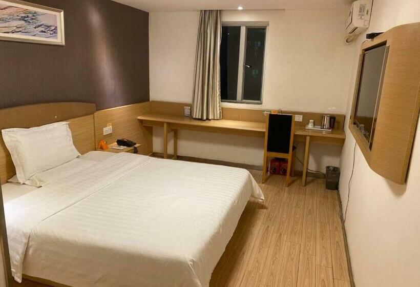Номер Superior, 7 Days Inn Guangzhou Tangxia Keyun Branch