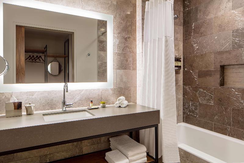 Номер Клуб Кровать Кинг, Hyatt Regency Lake Washington At Seattle S Southport