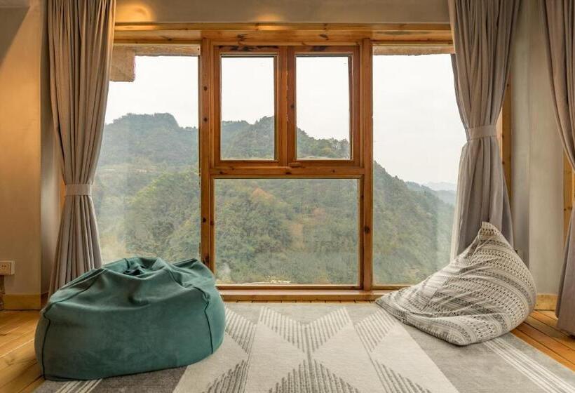 标准间带山景, No.5 Valley Lodge