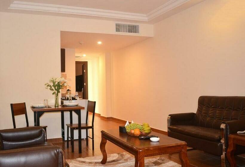 اتاق لوکس با بالکن, Tilal Almadina Hotel & Suites