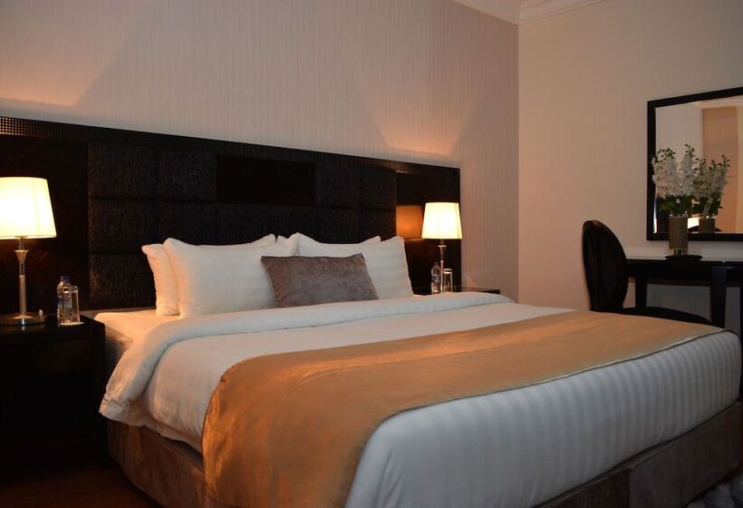 سوییت اجرایی, Tilal Almadina Hotel & Suites