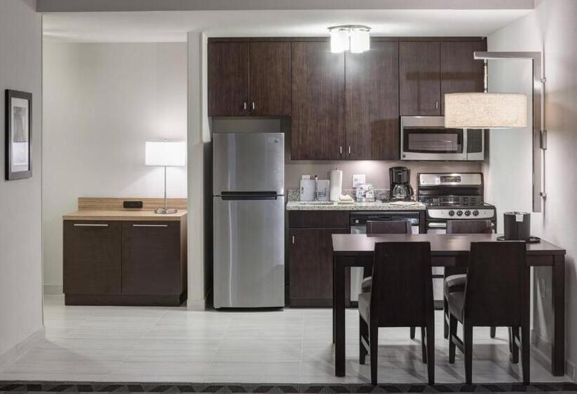 Люкс, Towneplace Suites By Marriott Orlando At Seaworld