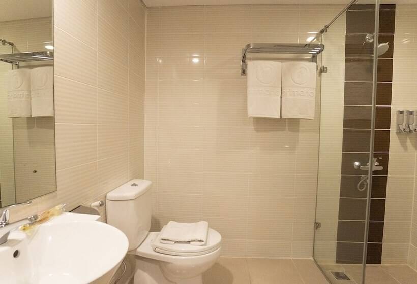 Номер Superior, D Primahotel Airport Jakarta Terminal 1a