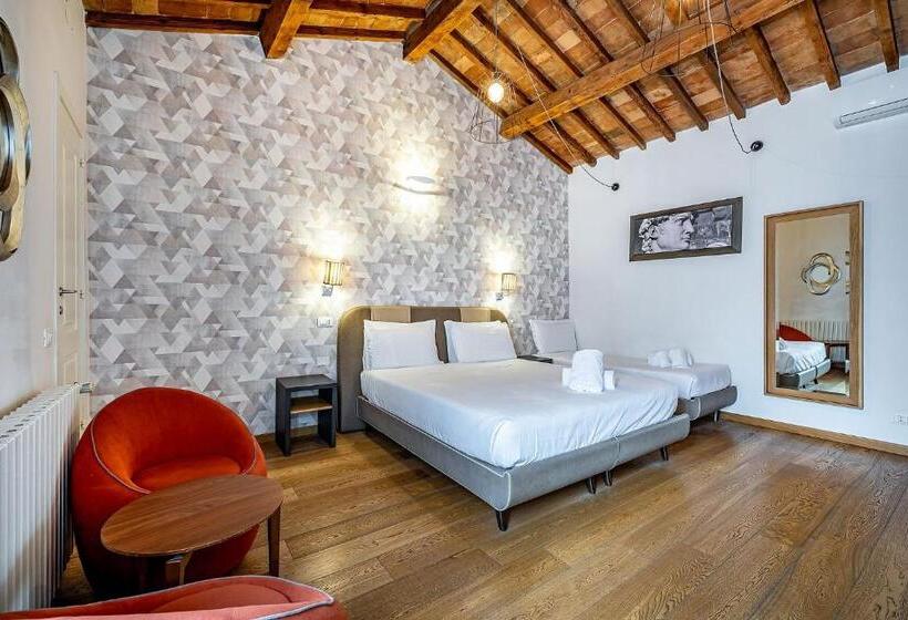 سوئیت پریمیوم, Martelli 6 Suite & Apartments
