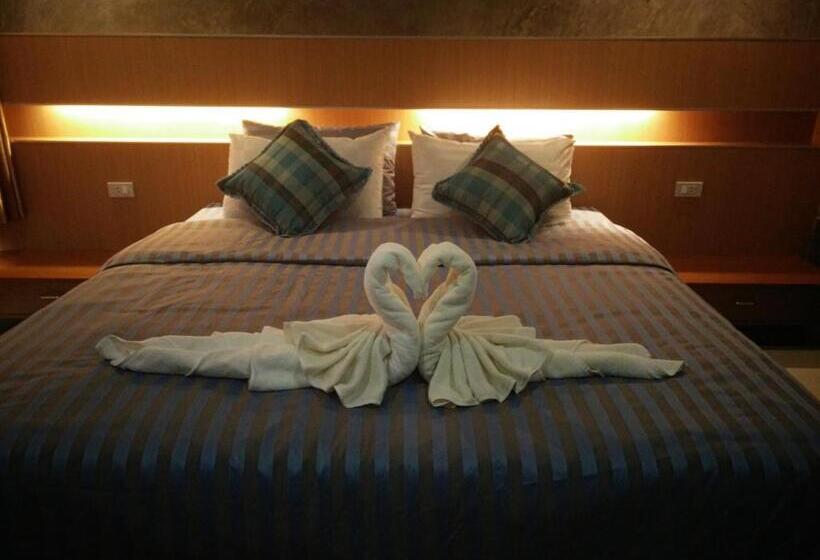 带大床的豪华间, Le Park 23 Boutique Resort