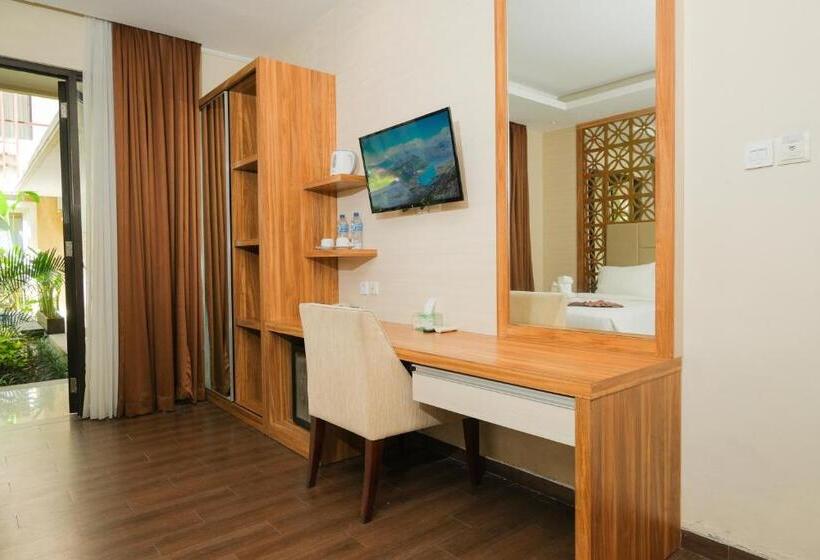 Quarto Deluxe, Kamarkoe Hotel Seminyak