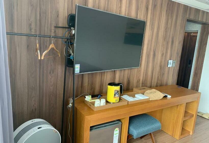 Номер Deluxe, Am Ort