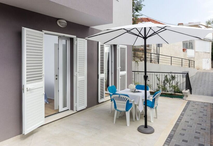 דירת קומפורט חדר שינה 1, Apartments Villa Karmen