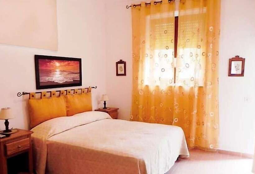 اتاق استاندارد با چشم‌انداز باغ, B&b Il Grappolo